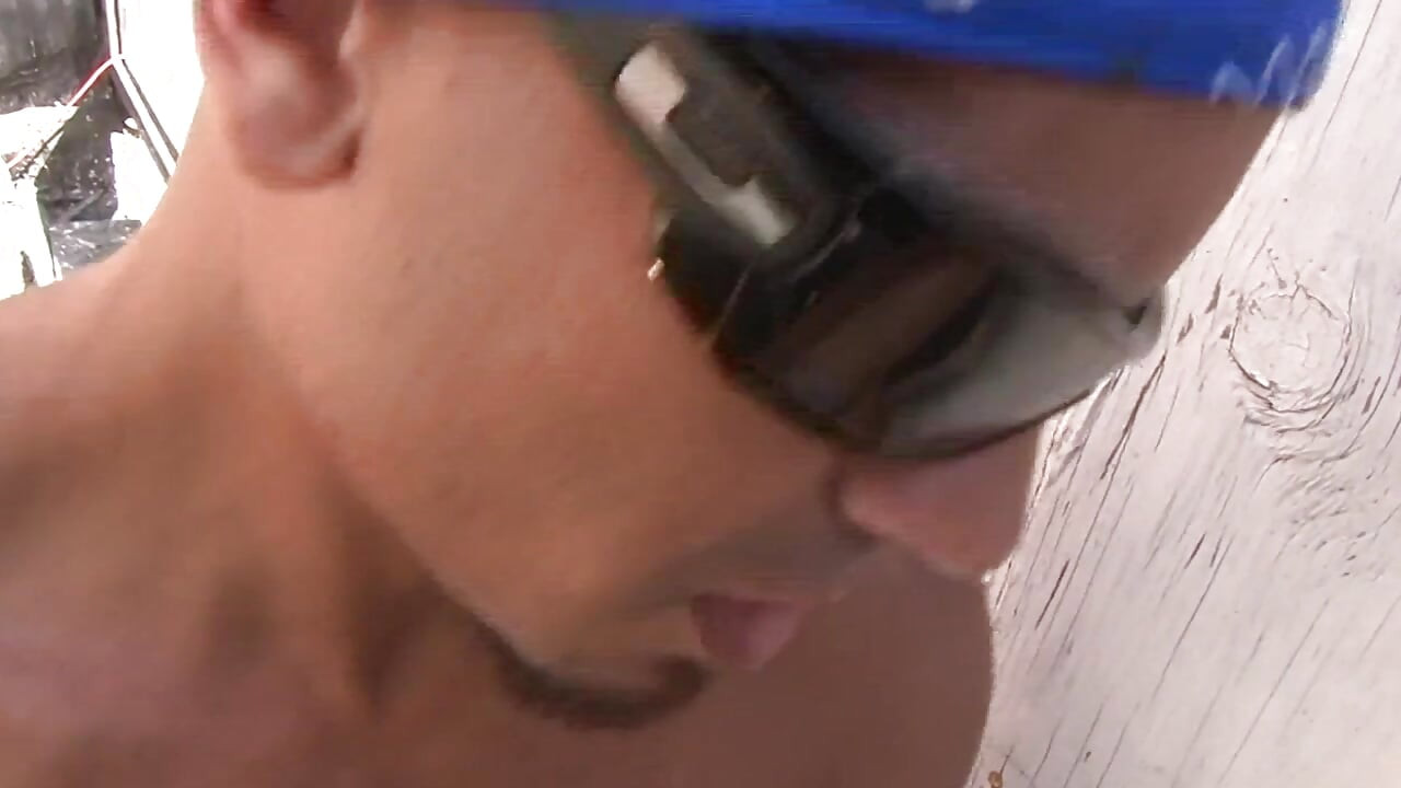 Twink被直幹生操，內洞內射精液