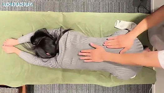 Trancebloom as a Gentle Beauty Reaches Her First Deep Peak in Overwhelming Heat