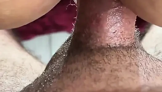 Meine saudi-arabische ehefrau hat eine große muschi und große brüste