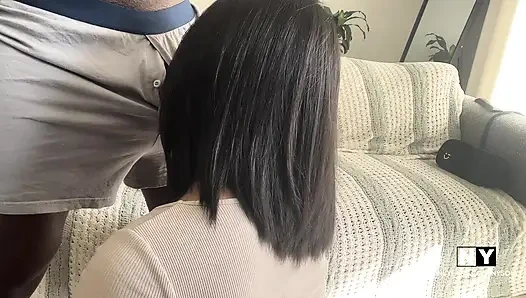 Я обожаю это, когда он позволяет мне пососать его хуй - пара в любительском видео - Nysdel