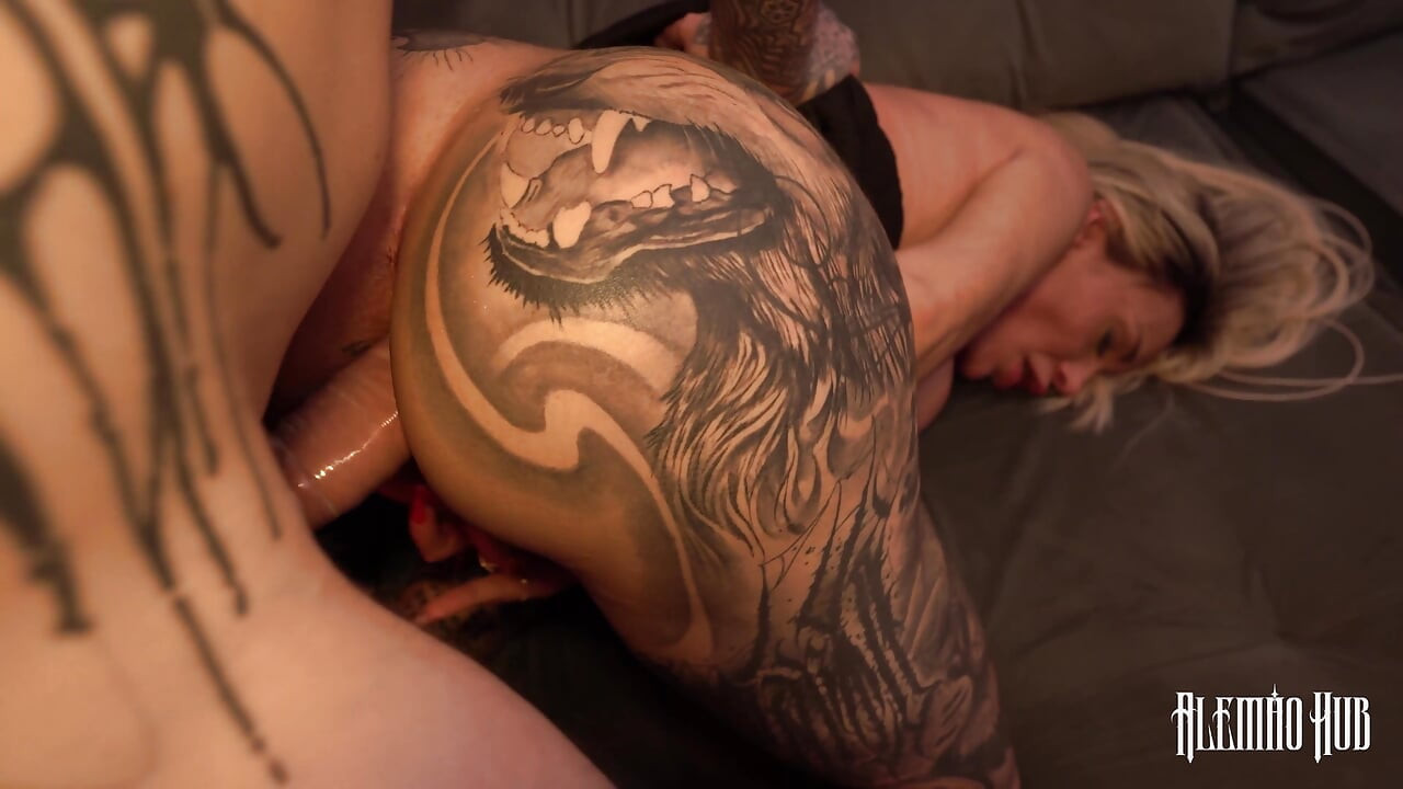 Andressa Urach's Tattoo Pussy Gets Fucked Hard