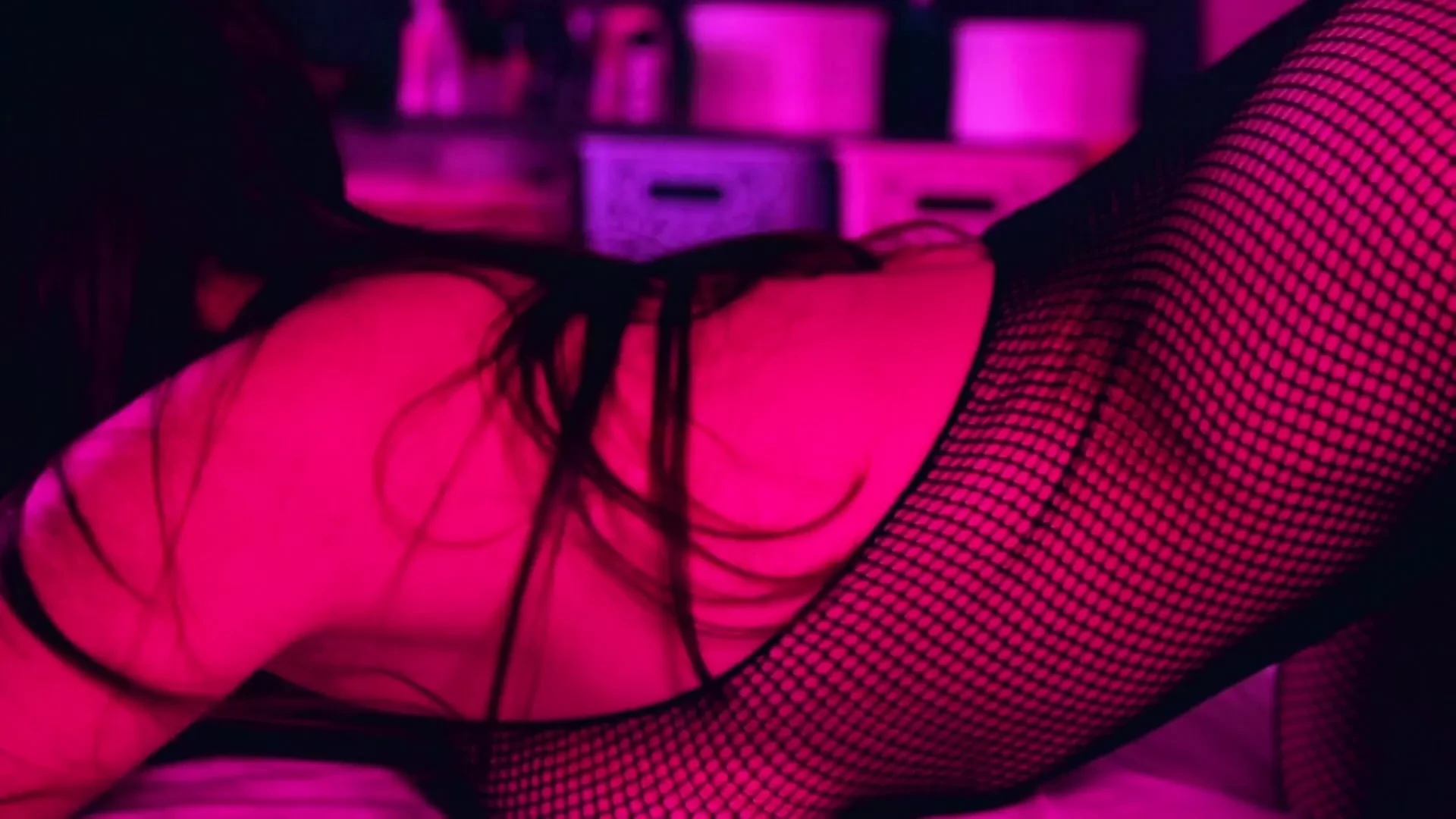 Erotic Art Video - Milf and a dildo