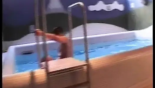 «За немецкими дверями» тщательно трахается — полный фильм