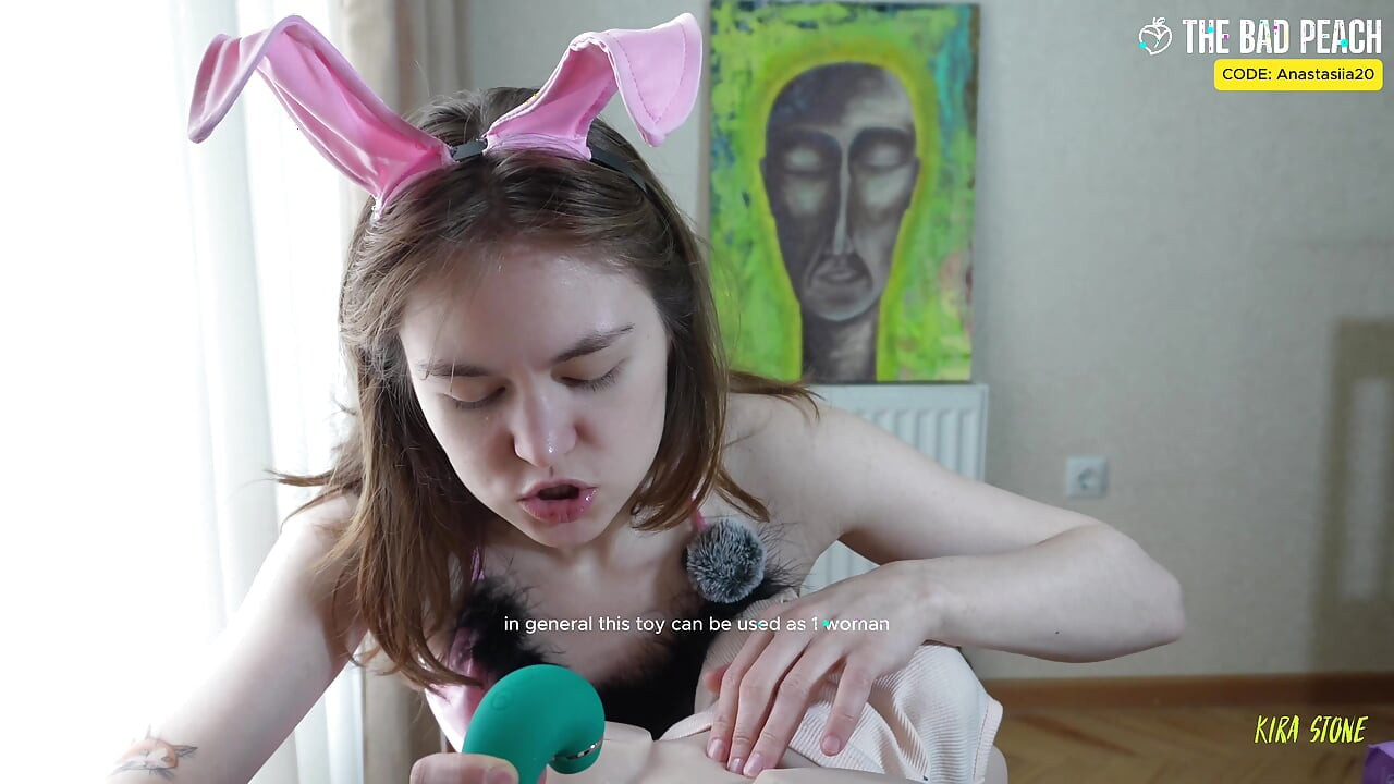 Skończone! Naturalne. Patrzę na zabawkę w kostiumie królika. Zła brzoskwinia))))))