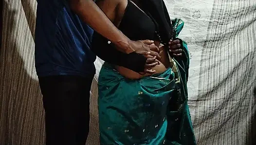 Waktu seks suami istri desa asli