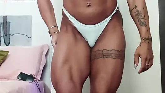 Ebony milf working on her poses