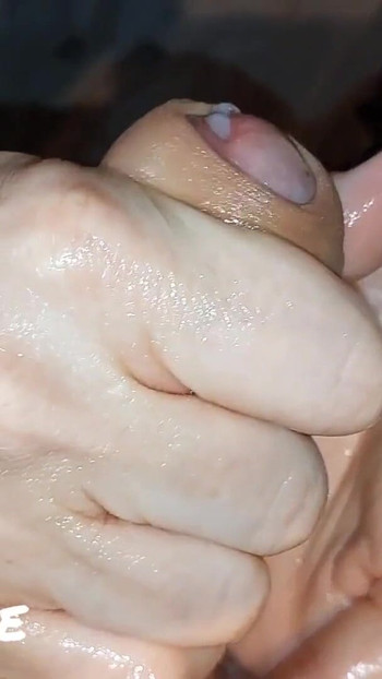 Momento inesquecível de "Slow Edging Head-Play Until Your Cock Feel Like It's Gonna Explode (ordenha-time)"