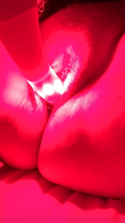 Jogo de vibrador da luz vermelha
