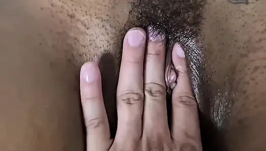 Spa fahişesi: Nicoly Mattos dayanamadı ve Xana'daki masajdan sperm aldı!