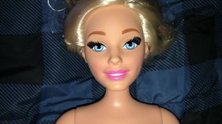Éjaculation sur Barbie 7