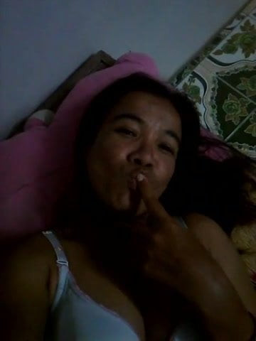 Thailand girl finger blowjob