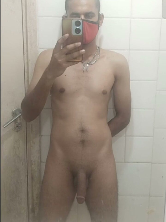 Looking for female in bahrain