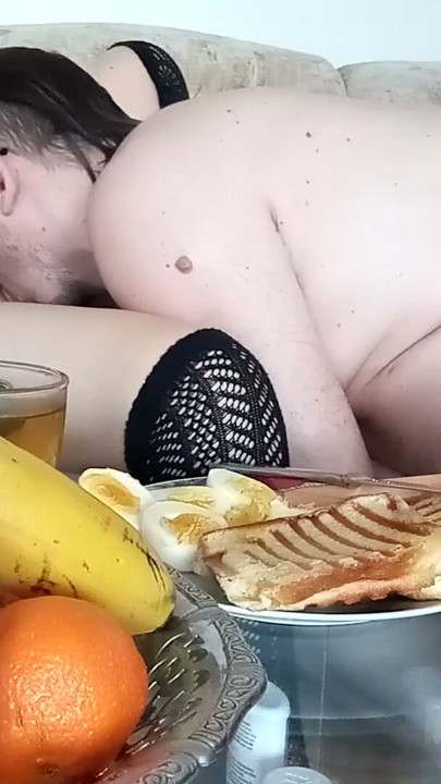 Cunnilingus for breakfast, wife's pussy licking | Clip 1