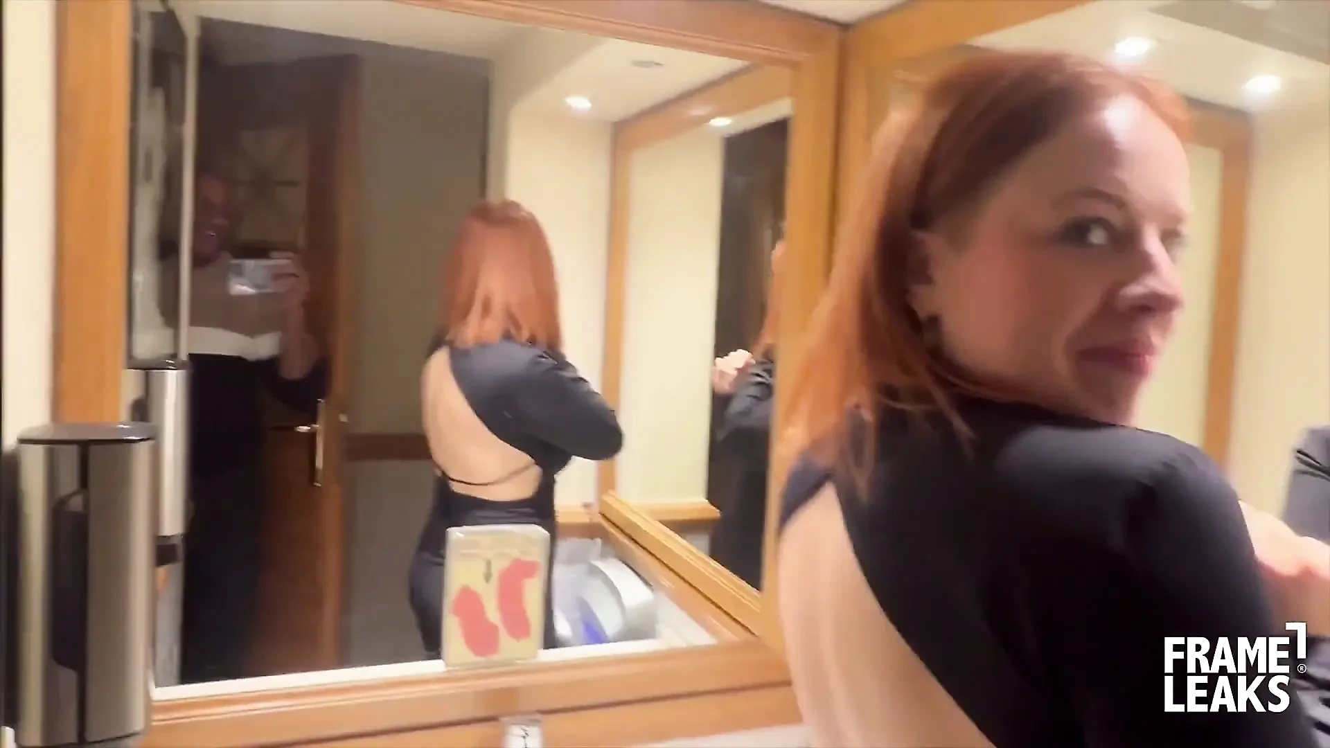 Aria Rossi - high heels,anal