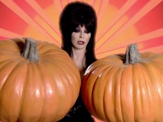 Elvira 2 ฟักทองใหญ่