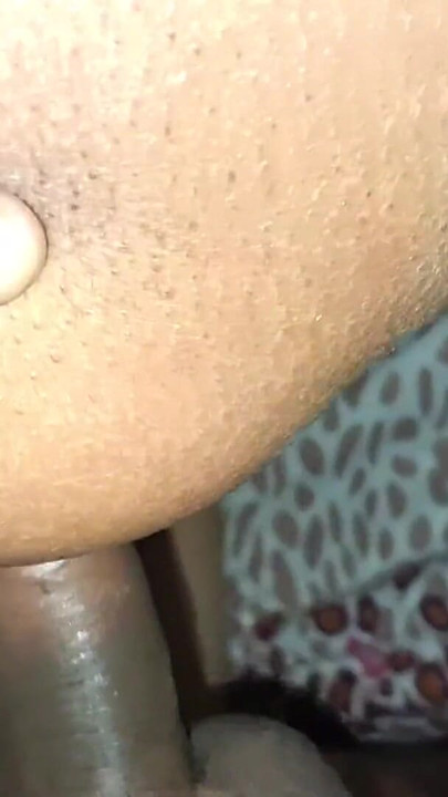 Une  milf de plus de 18 ans se fait baiser avec une conversation en hindi, essaye de se faire sodomiser | Clip 2