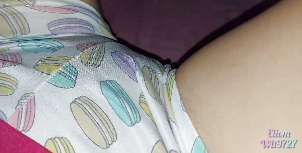 Ngentot memek sempit teman suamiku sendiri