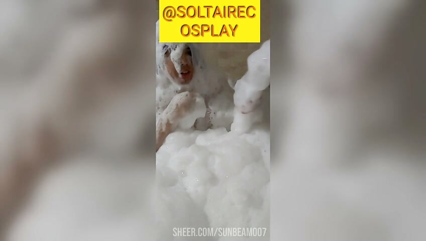 Cyno Cosplay Bubble Bath Solo Relaxing Show