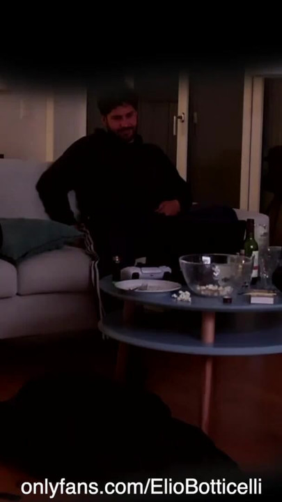 ชายแท้ชักว่าวกับเพื่อนเกย์! ของจริง! | คลิป 2