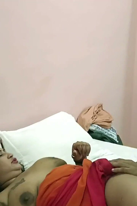 Indian Bengali unmarried couple hot sex with dirty talking!