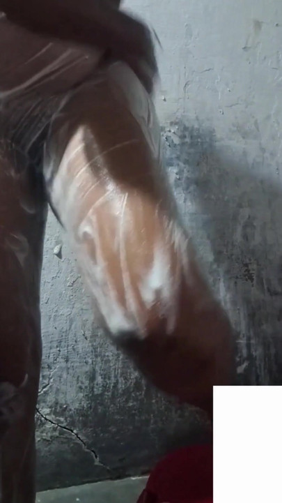 Tamil aunty bathing video call service | Clip 1