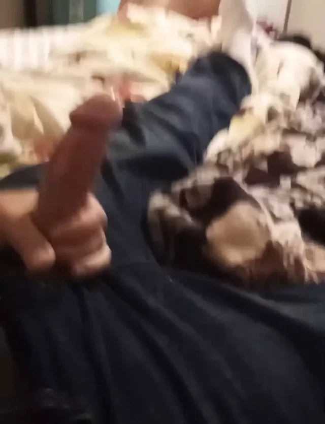Kitten being slutty