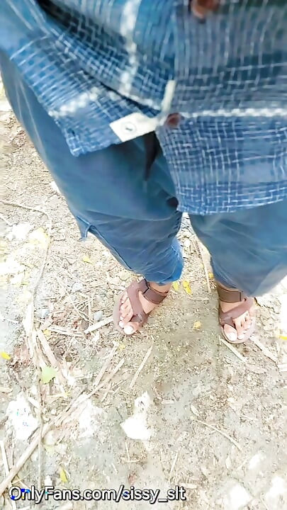 Outdoor piss then try to get my impotent limp dick hard