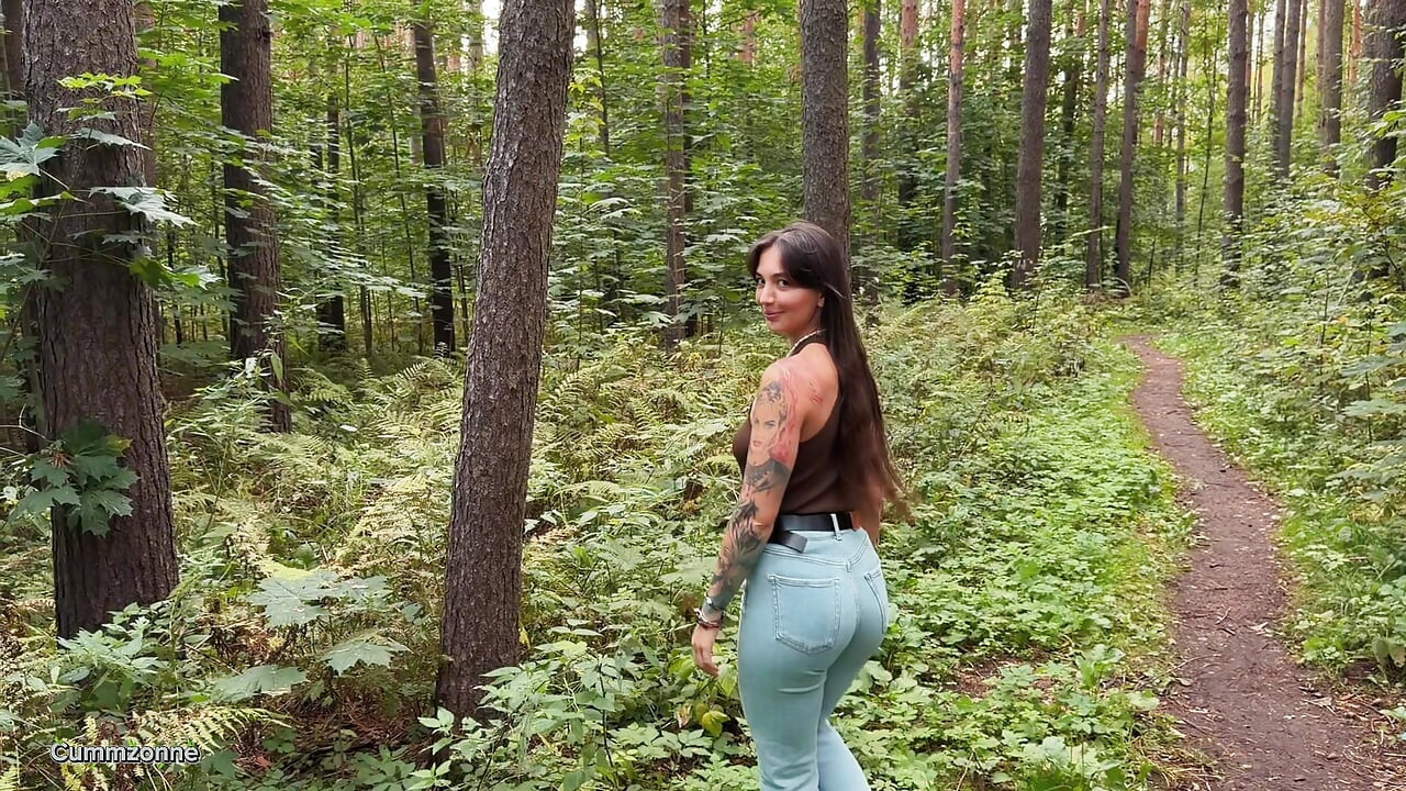 Yabancı biriyle seks, kız erkek arkadaşını ilk karşılaştığı fotoğrafçıyla aldatıyor! Pickup artist ustası POV seks çekti