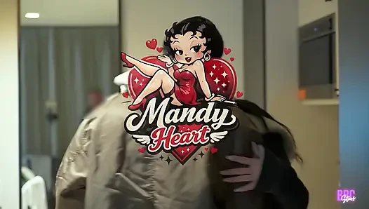 Alman afet Mandy Heart büyük zenci yarağının tadını çıkarıyor