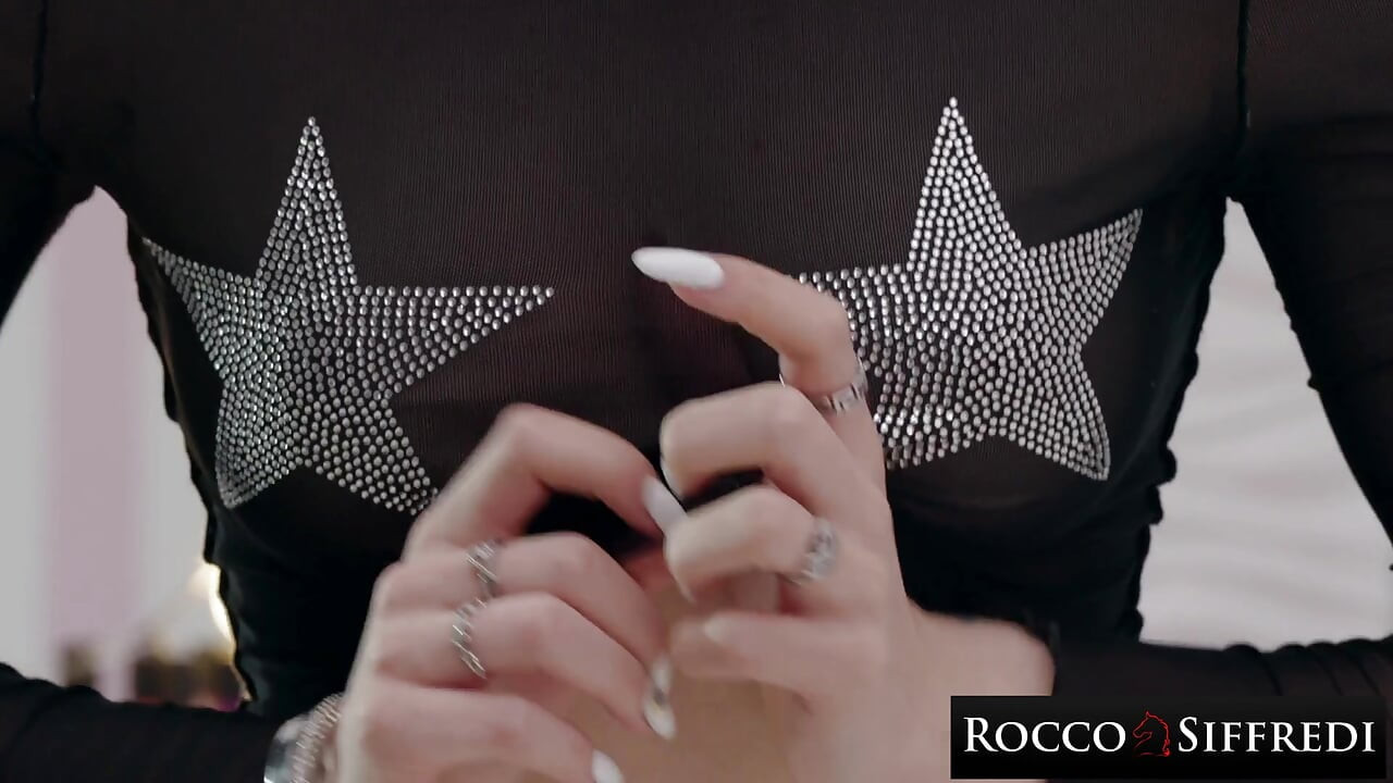 ROCCO SIFFREDI - Gagici rele împart pule masive