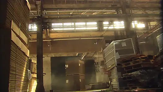 Reifer mann fickt eine heiße junge schlampe - KEIN AUDIO