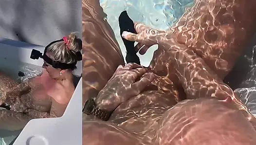 Pov lucu milf dengan mainan favoritnya di jacuzzi pip di belakang layar bagaimana video dibuat