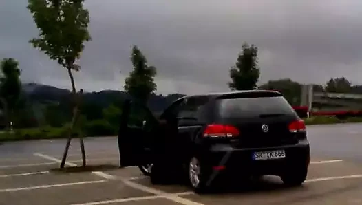 Flashing Netto Parkplatz
