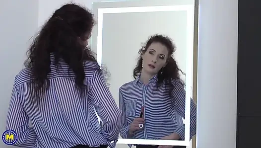 Reife rothaarige gesichtsbesamung