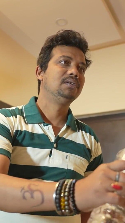 HOTEL MANAGER HAVING FUN WITH GIRL COSTUMER | Clip 2