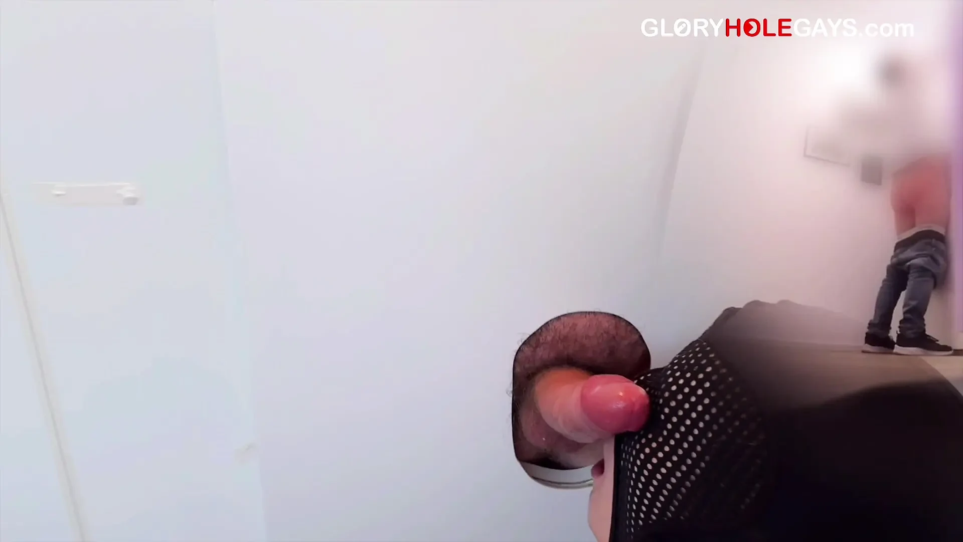 Twink 20 tuổi phục vụ những chiếc áo nặc danh tại lỗ vinh quang - bao gồm hành động trần trụi