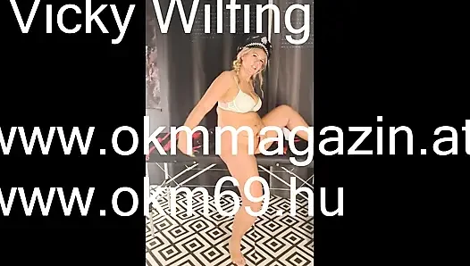 Vicky wilfing si tante seksi di studio bdsm di ökm