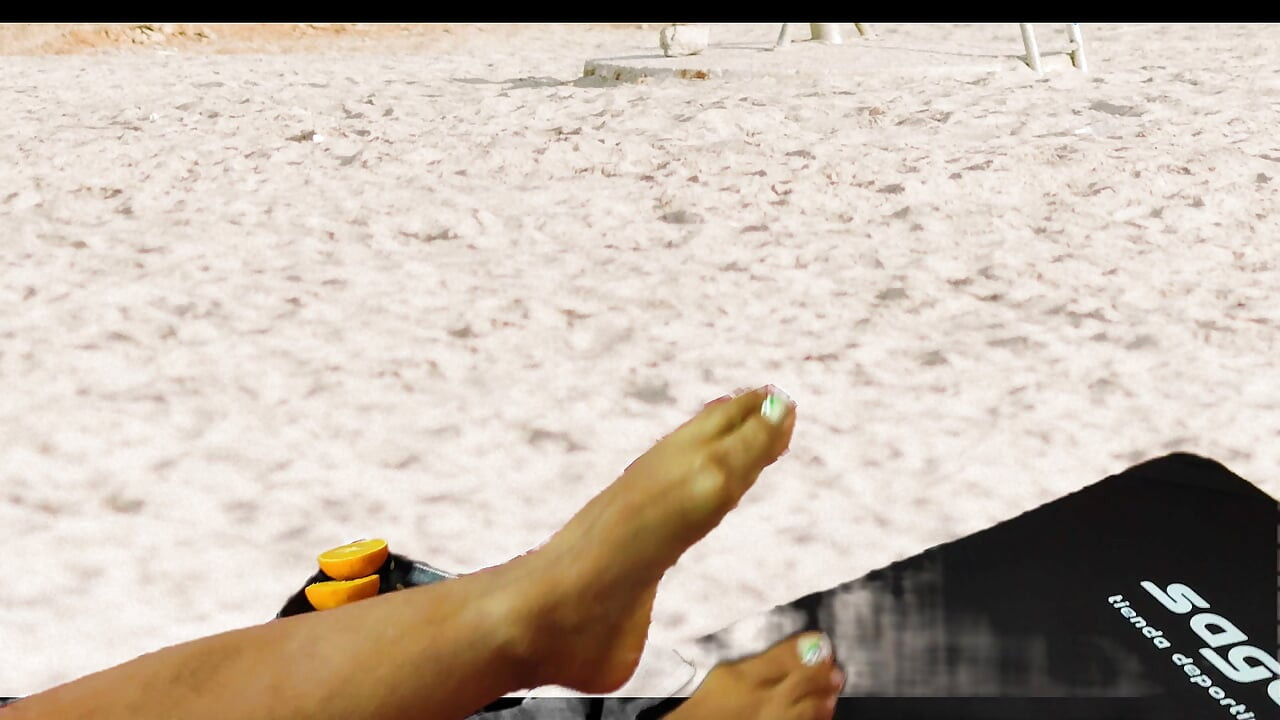 HOT BEACH VOYEUR WITH ADAMANDEVE AND LUPO