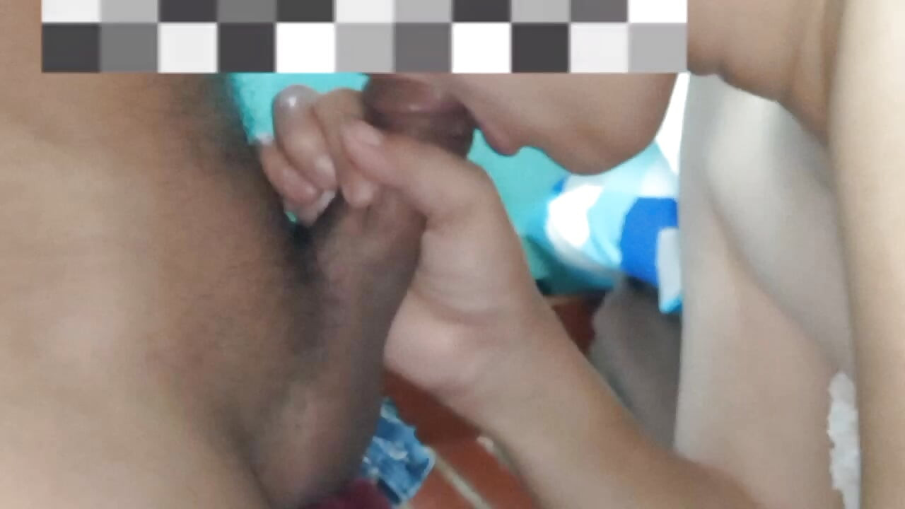 Pinay wife suck my cock after a bath