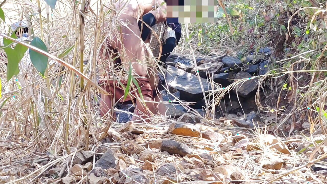 Me Follé a Mi Vieja Novia En El Bosque