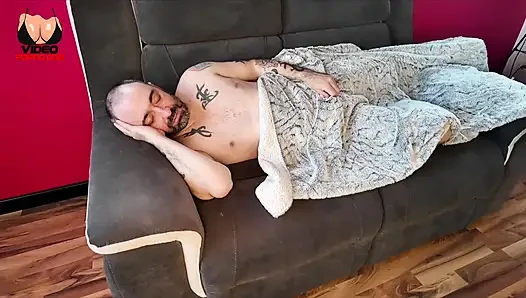 Uykumda Beni Uyandırıyor Ki Onun Vajinasını Becereyim!