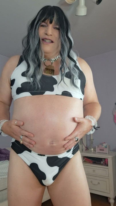 Proud to be his fatty hucow! Can I mooo for you?