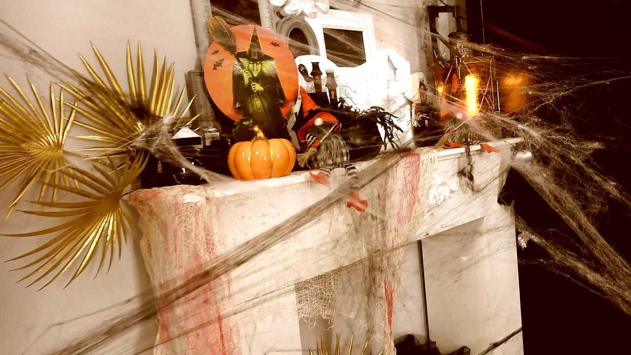 Margo Von Teese & Skye Young Halloween Compilation