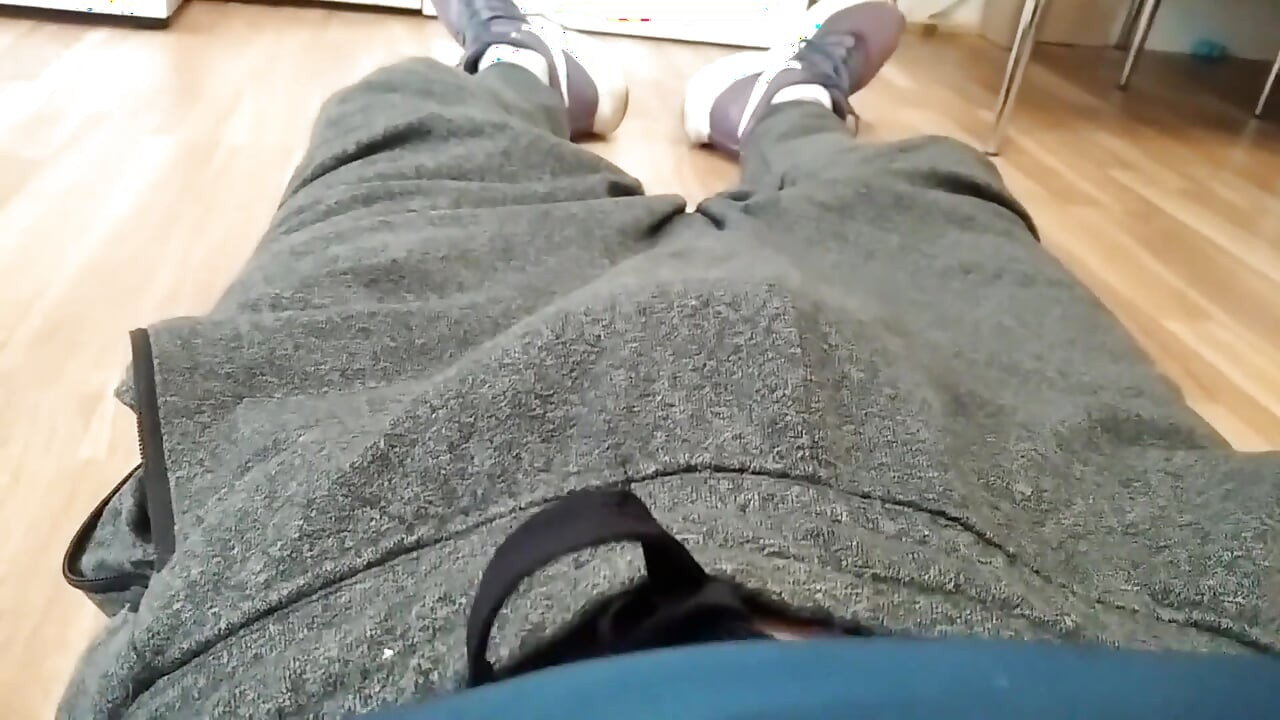 The Dude Came Back From the Gym and Masturbated His Nice Big Shaved Cock!