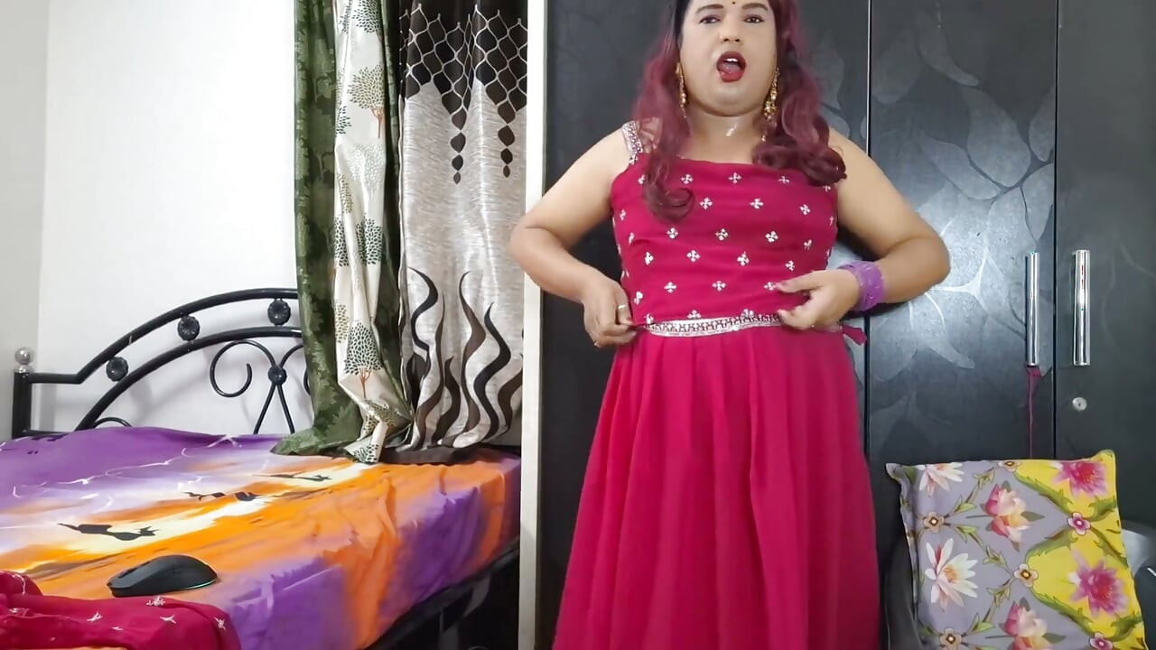 Tante bahenol dengan memek aduhainya dientot habis-habisan sama video penggemarnya sesuai permintaan