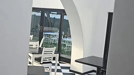 %100 gerçek amatör çift restoranda gündüz sikişiyor!