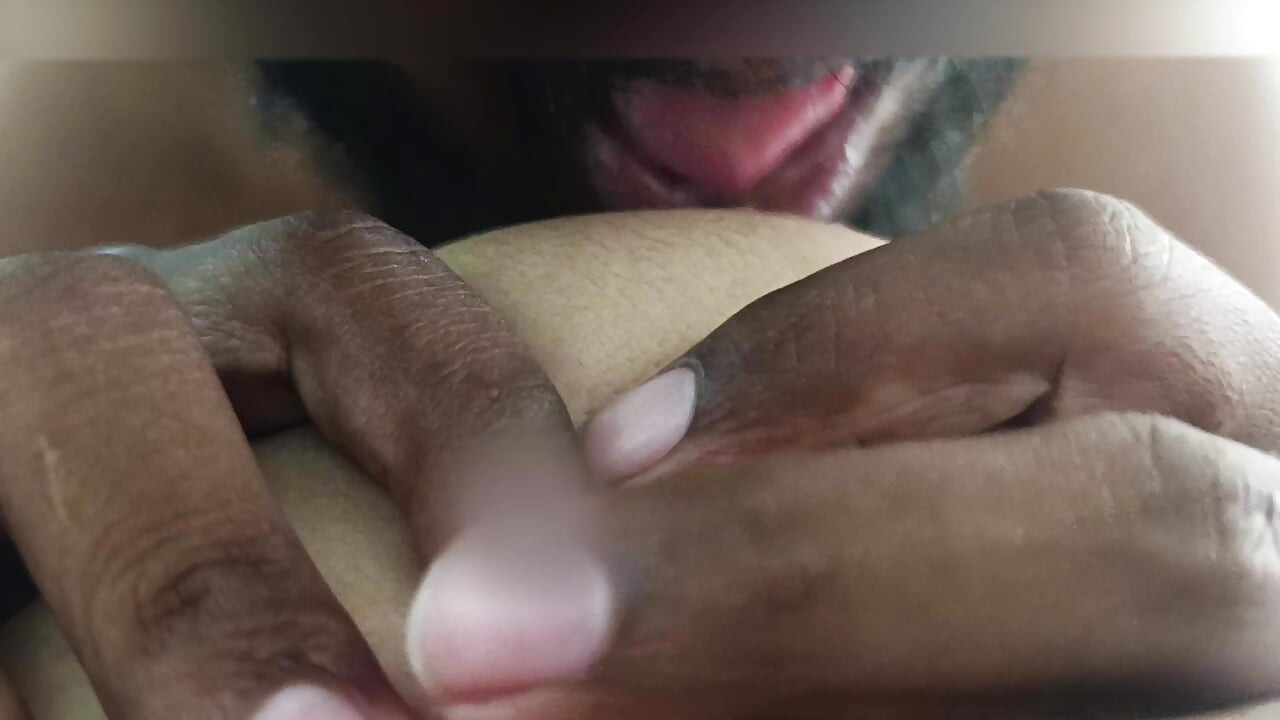 Sri Lankan perfect boobs part II