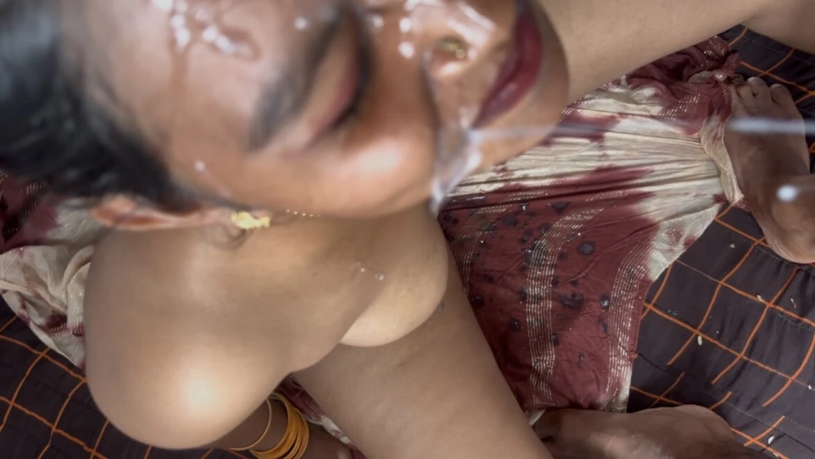 Cewek tamil akka memek terbaik ngentot memek saudara tirinya yang imut