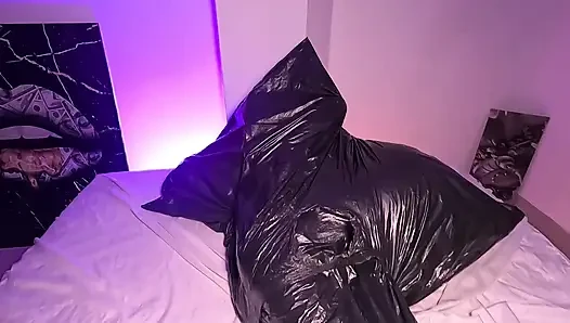 Gadis sange dengan semok ini lagi sange dan nafasnya!