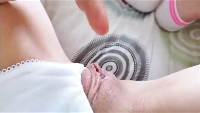 Rubbing her pussy – hot view for my pleasure